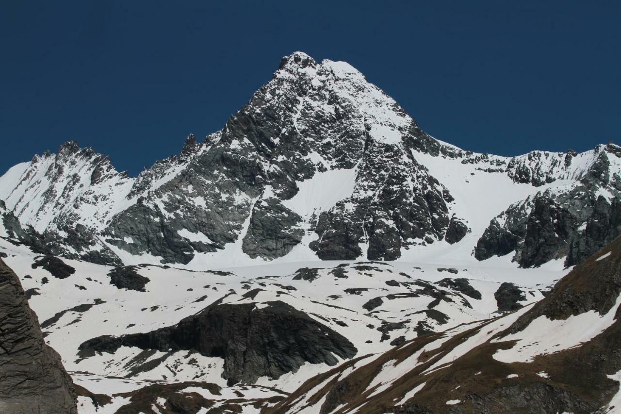 Hotel well-dorado Kals-am Großglockner Exterior foto
